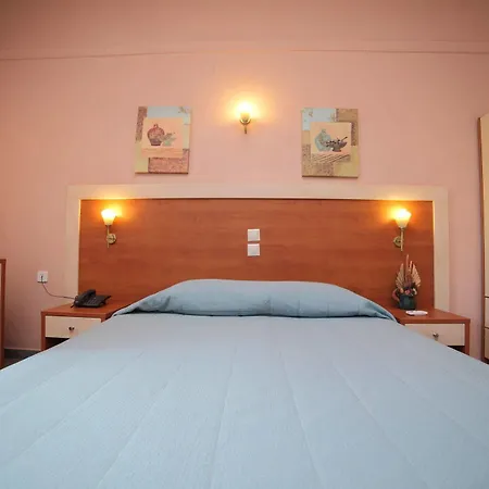 Otel Erato 3*